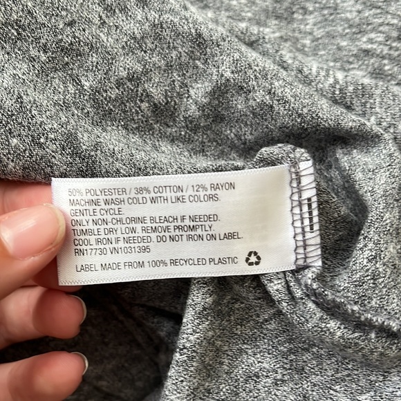 Mossimo Gray Short Sleeve L - Picture 5 of 5